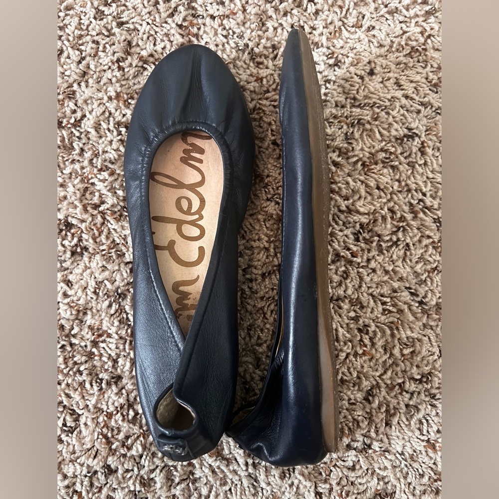 Sam Edelman Noah Style Navy Blue Leather Flats with Soft Heel Size 6